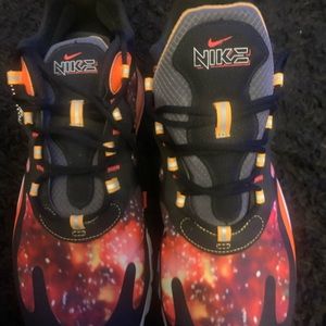 New never worn,fits good,quality is amazing,looks amazing